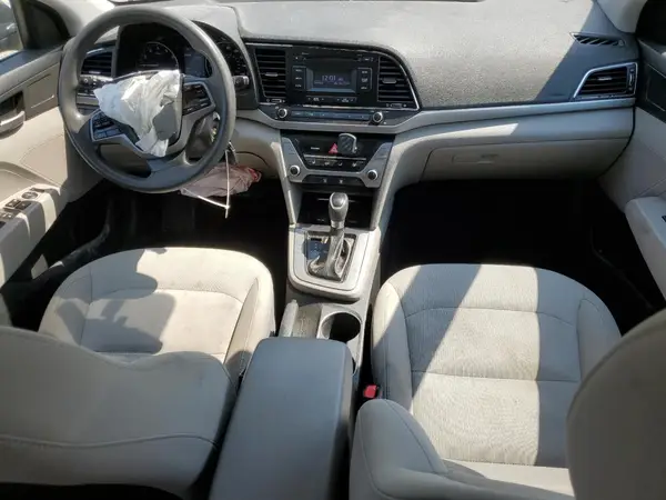 5NPD74LF6HH155980 2017 HYUNDAI ELANTRA - Image 8