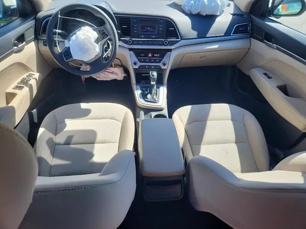 5NPD74LF6HH163383 2017 HYUNDAI ELANTRA - Image 8