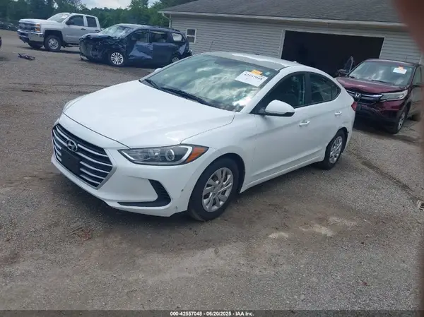 5NPD74LF6HH164114 2017 HYUNDAI ELANTRA - Image 2