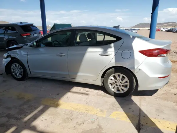 5NPD74LF6HH164985 2017 HYUNDAI ELANTRA - Image 2