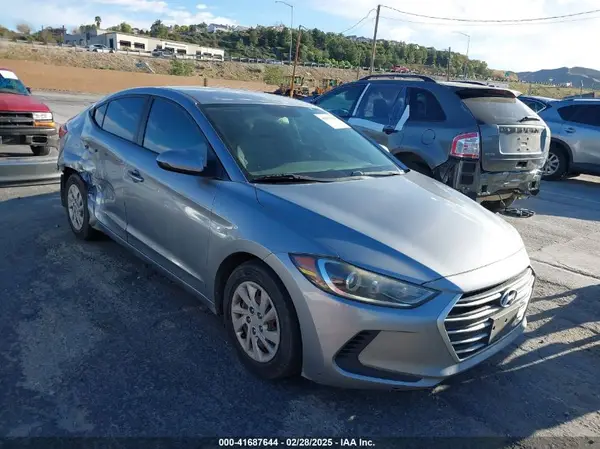 5NPD74LF6HH167174 2017 HYUNDAI ELANTRA - Image 1