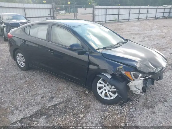 5NPD74LF6HH172858 2017 HYUNDAI ELANTRA - Image 1