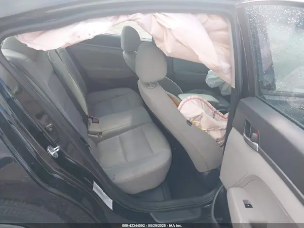5NPD74LF6HH172858 2017 HYUNDAI ELANTRA - Image 8