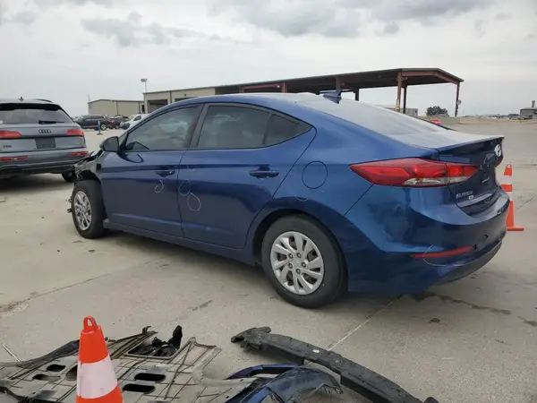 5NPD74LF6HH174609 2017 HYUNDAI ELANTRA - Image 2