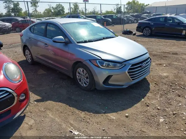5NPD74LF6HH175520 2017 HYUNDAI ELANTRA - Image 1