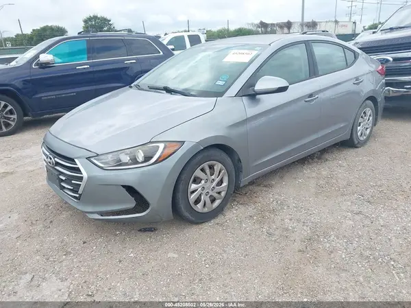 5NPD74LF6HH177073 2017 HYUNDAI ELANTRA - Image 2