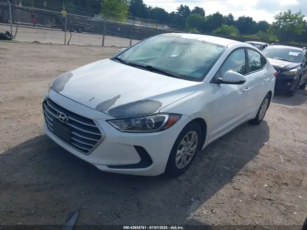 5NPD74LF6HH179549 2017 HYUNDAI ELANTRA - Image 2