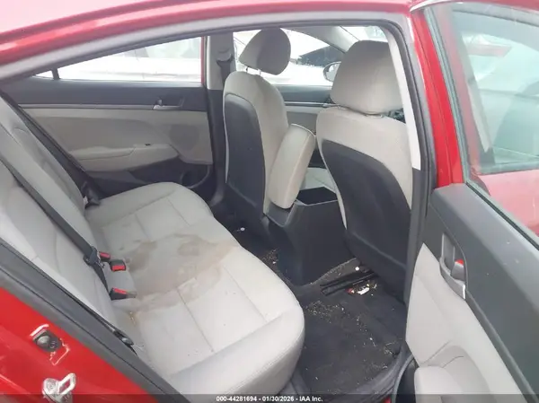 5NPD74LF6HH184508 2017 HYUNDAI ELANTRA - Image 8