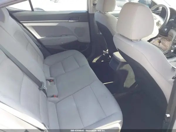 5NPD74LF6HH188316 2017 HYUNDAI ELANTRA - Image 8