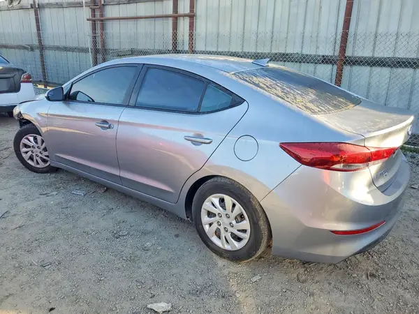 5NPD74LF6HH188364 2017 HYUNDAI ELANTRA - Image 2
