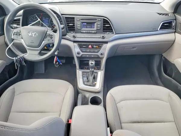5NPD74LF6HH202490 2017 HYUNDAI ELANTRA - Image 8
