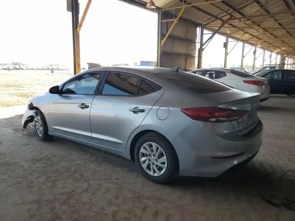 5NPD74LF6HH203266 2017 HYUNDAI ELANTRA - Image 2