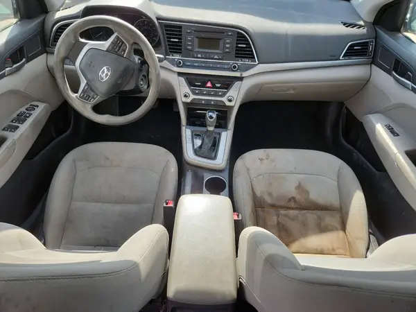 5NPD74LF6HH204790 2017 HYUNDAI ELANTRA - Image 8