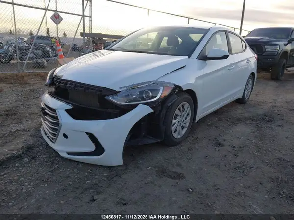 5NPD74LF6HH205020 2017 HYUNDAI ELANTRA - Image 2