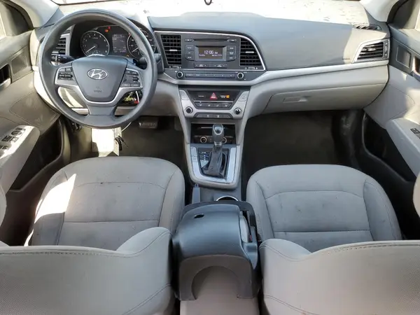5NPD74LF6HH205132 2017 HYUNDAI ELANTRA - Image 8