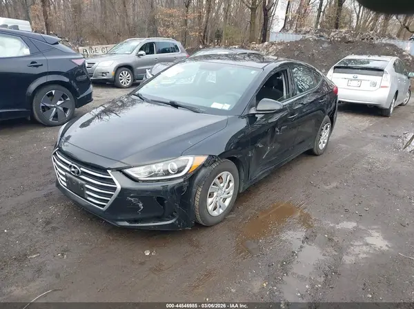 5NPD74LF6JH230683 2018 HYUNDAI ELANTRA - Image 2