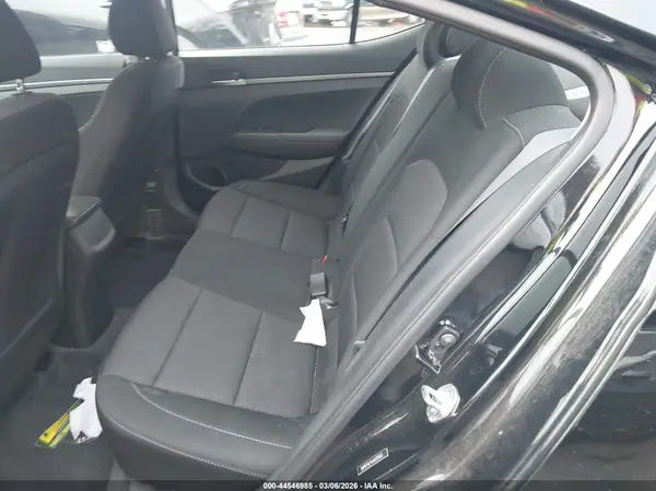 5NPD74LF6JH230683 2018 HYUNDAI ELANTRA - Image 8