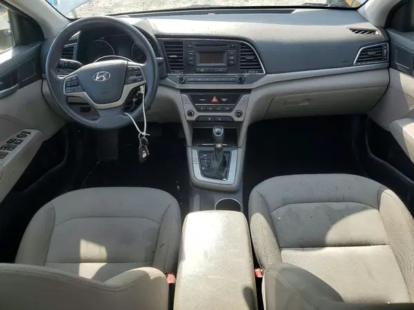 5NPD74LF6JH235222 2018 HYUNDAI ELANTRA - Image 8