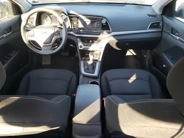 5NPD74LF6JH244891 2018 HYUNDAI ELANTRA - Image 8