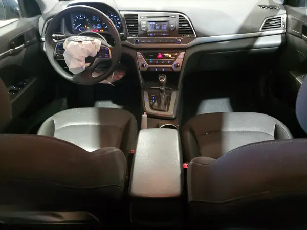 5NPD74LF6JH246298 2018 HYUNDAI ELANTRA - Image 8