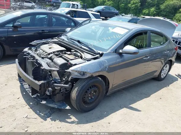5NPD74LF6JH254272 2018 HYUNDAI ELANTRA - Image 2