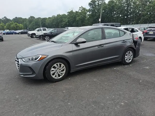 5NPD74LF6JH256099 2018 HYUNDAI ELANTRA - Image 1