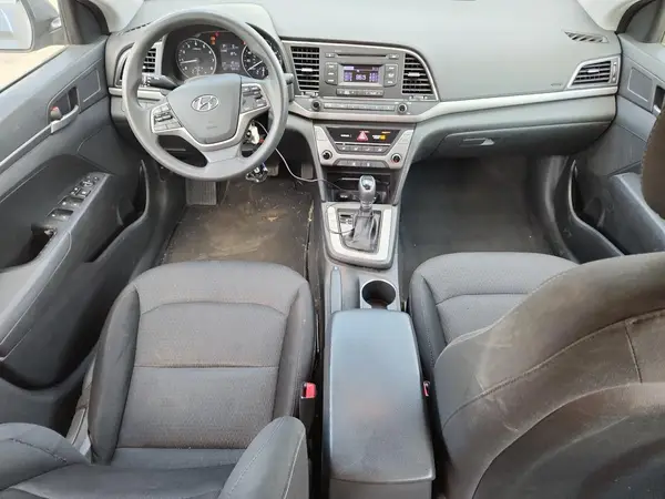 5NPD74LF6JH256376 2018 HYUNDAI ELANTRA - Image 8