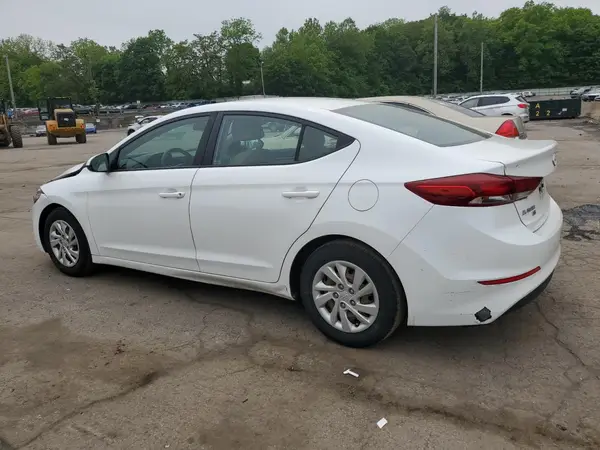5NPD74LF6JH258032 2018 HYUNDAI ELANTRA - Image 2