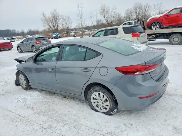 5NPD74LF6JH260153 2018 HYUNDAI ELANTRA - Image 2