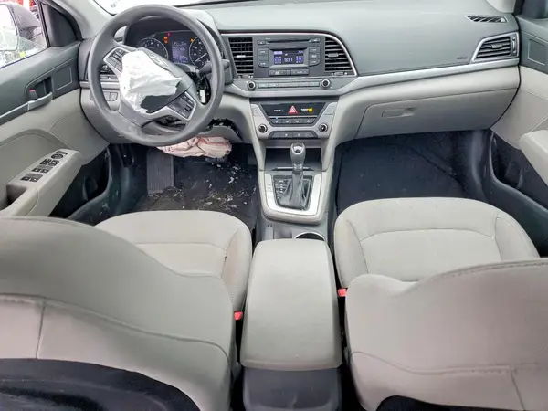 5NPD74LF6JH260153 2018 HYUNDAI ELANTRA - Image 8
