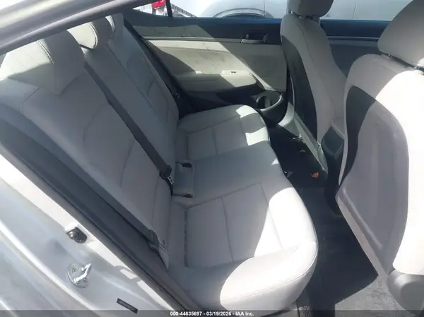 5NPD74LF6JH271573 2018 HYUNDAI ELANTRA - Image 8