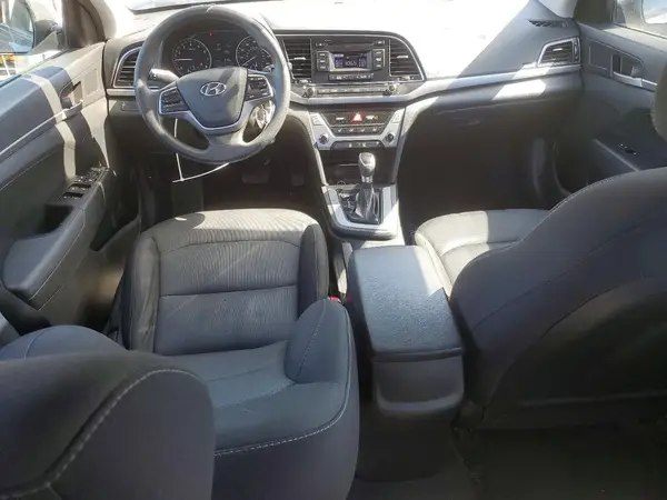 5NPD74LF6JH273291 2018 HYUNDAI ELANTRA - Image 8
