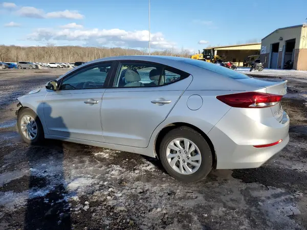 5NPD74LF6JH277213 2018 HYUNDAI ELANTRA - Image 2