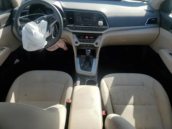5NPD74LF6JH277745 2018 HYUNDAI ELANTRA - Image 8