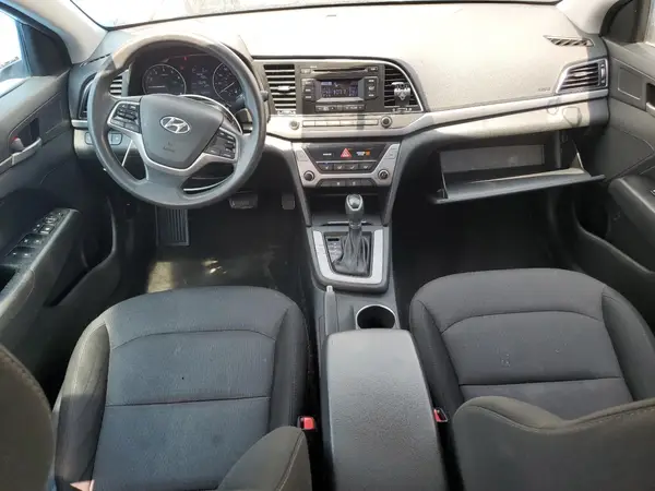 5NPD74LF6JH277924 2018 HYUNDAI ELANTRA - Image 8