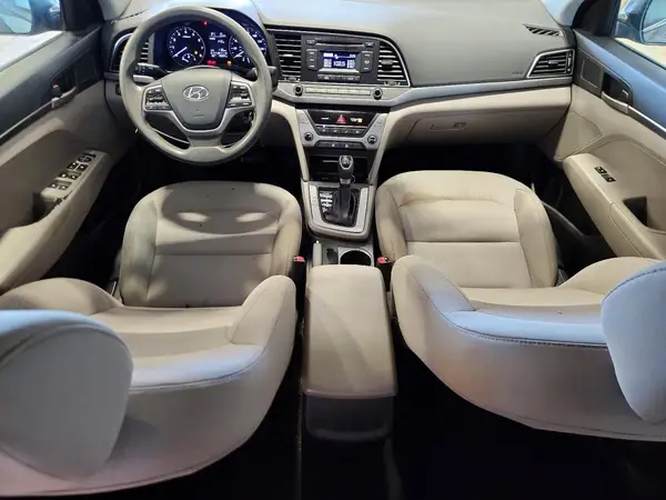 5NPD74LF6JH278877 2018 HYUNDAI ELANTRA - Image 8