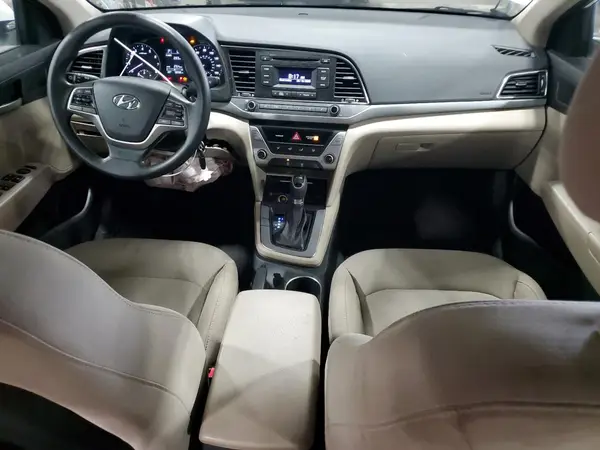 5NPD74LF6JH289037 2018 HYUNDAI ELANTRA - Image 8