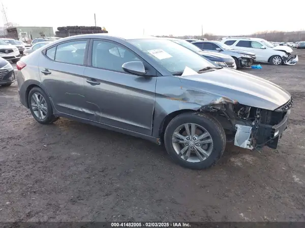 5NPD74LF6JH290172 2018 HYUNDAI ELANTRA - Image 1