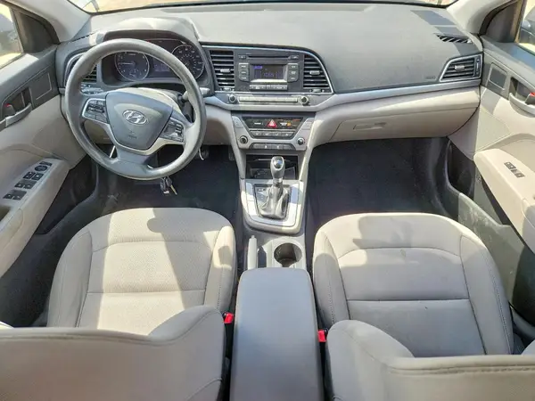 5NPD74LF6JH290866 2018 HYUNDAI ELANTRA - Image 8