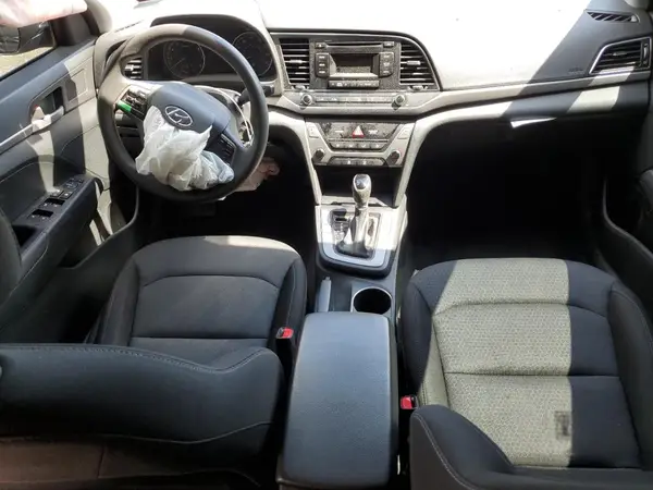 5NPD74LF6JH310193 2018 HYUNDAI ELANTRA - Image 8