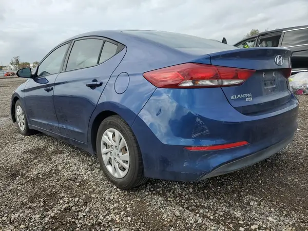 5NPD74LF6JH315698 2018 HYUNDAI ELANTRA - Image 2