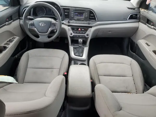 5NPD74LF6JH315698 2018 HYUNDAI ELANTRA - Image 8