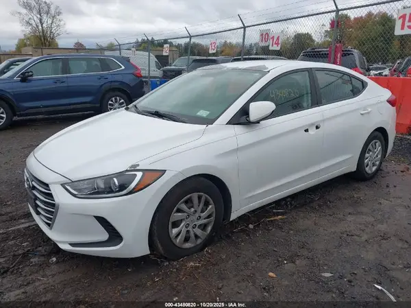 5NPD74LF6JH321212 2018 HYUNDAI ELANTRA - Image 2