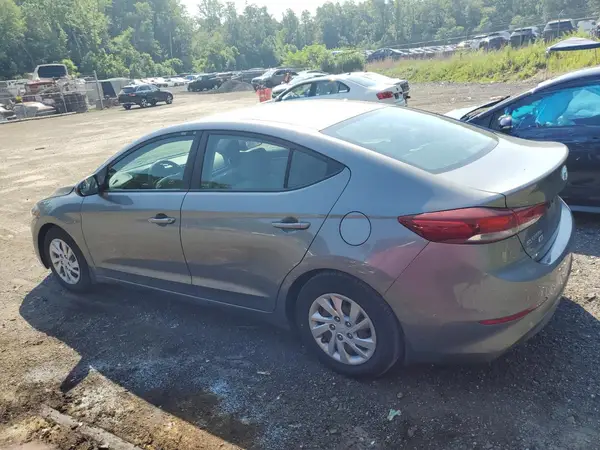 5NPD74LF6JH322151 2018 HYUNDAI ELANTRA - Image 2