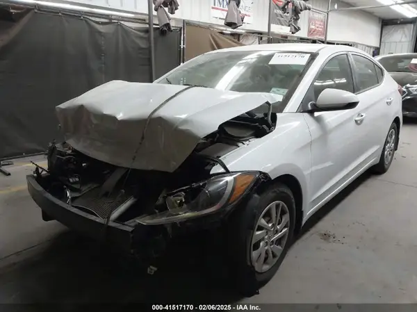 5NPD74LF6JH338821 2018 HYUNDAI ELANTRA - Image 2