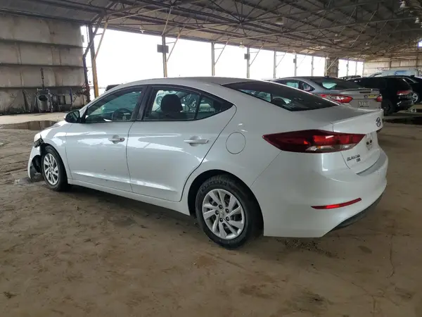 5NPD74LF6JH339600 2018 HYUNDAI ELANTRA - Image 2