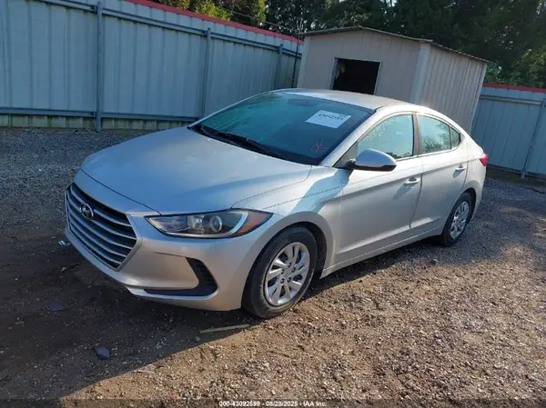 5NPD74LF6JH343078 2018 HYUNDAI ELANTRA - Image 2