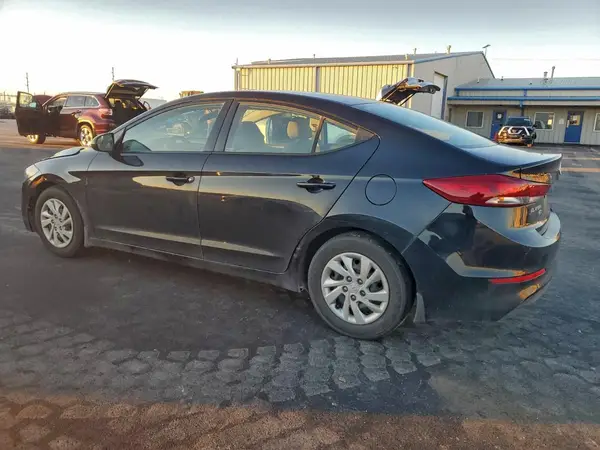 5NPD74LF6JH345056 2018 HYUNDAI ELANTRA - Image 2