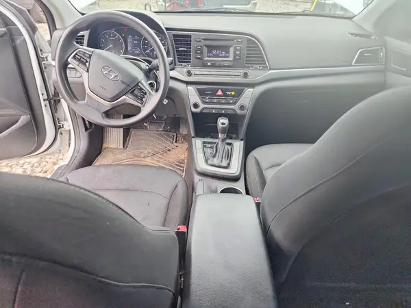 5NPD74LF6JH347020 2018 HYUNDAI ELANTRA - Image 8