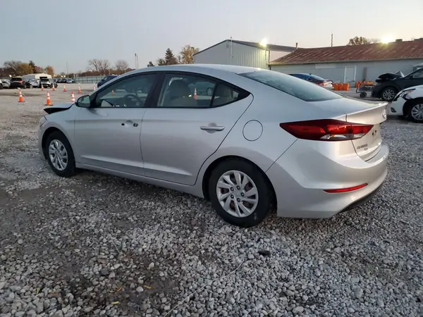 5NPD74LF6JH347440 2018 HYUNDAI ELANTRA - Image 2